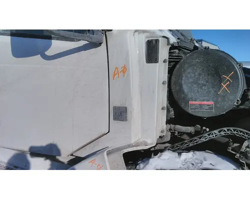 Cowl VOLVO VNL LKQ Heavy Truck - Goodys