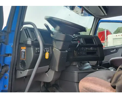 Dash Assembly Volvo VNL Complete Recycling Group LLC
