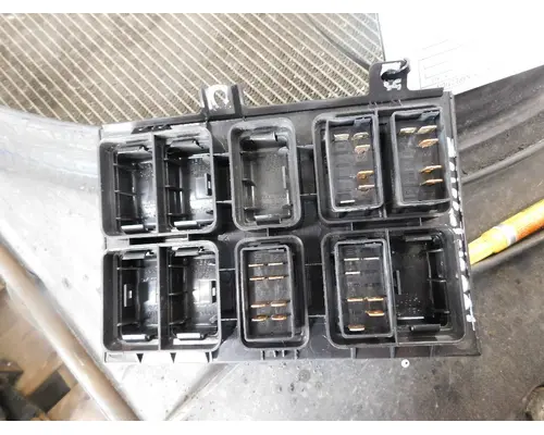 Dash / Console Switch VOLVO VNL K &amp; R Truck Sales, Inc.