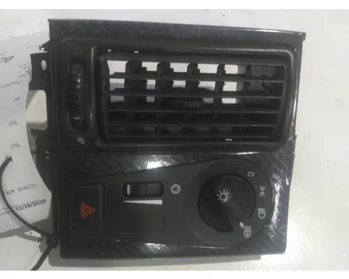 Dash Panel VOLVO VNL LKQ Thompson Motors - Wykoff