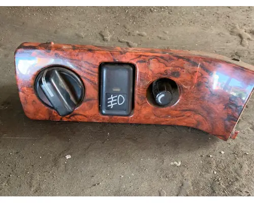 Dash Panel VOLVO VNL Truck Salvage International Inc