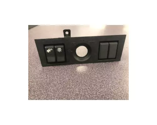 Dash / Console Switch VOLVO VNL Stateline Truck Parts And Recycling Inc