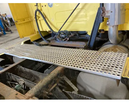 Catwalk Volvo VNL Vander Haags Inc Sf