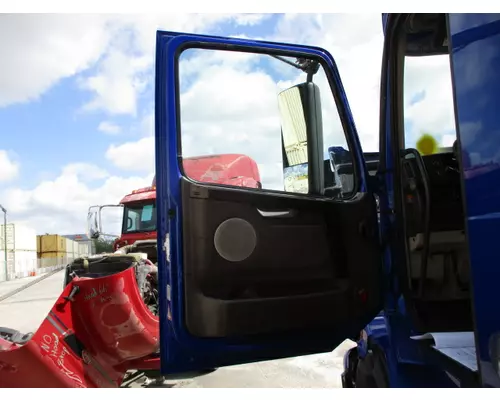Door Assembly, Front VOLVO VNL LKQ Heavy Truck - Tampa