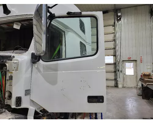Door Assembly, Front VOLVO VNL LKQ Thompson Motors - Wykoff