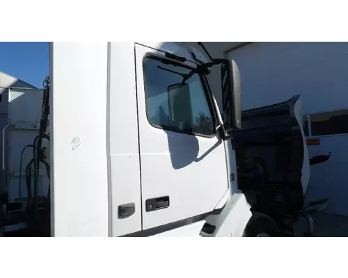 Door Assembly, Front VOLVO VNL LKQ Thompson Motors - Wykoff