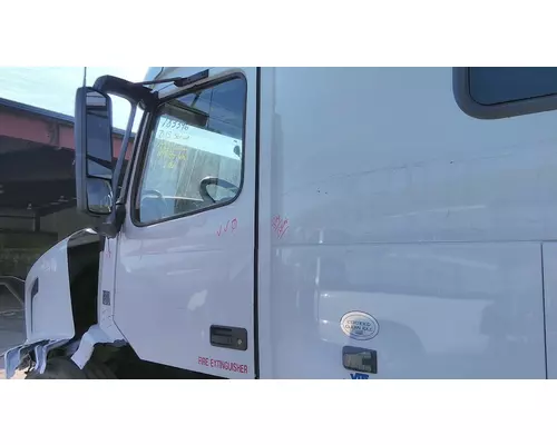 Door Assembly, Front VOLVO VNL LKQ Heavy Truck - Goodys