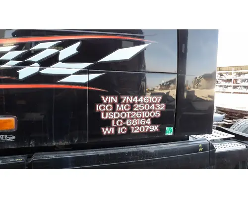 Running Board VOLVO VNL LKQ Thompson Motors - Wykoff