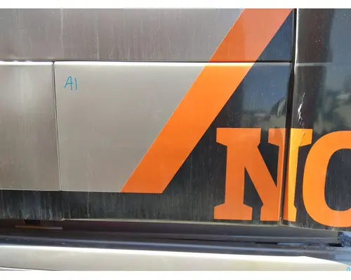 Running Board VOLVO VNL LKQ Thompson Motors - Wykoff