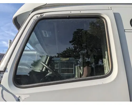 Door Glass, Front Volvo VNL Vander Haags Inc Dm