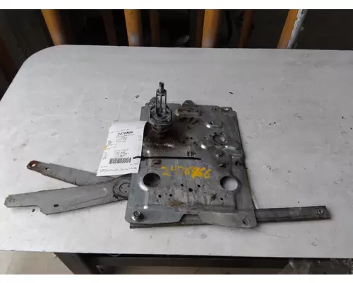 Door Window Regulator, Front VOLVO VNL LKQ Thompson Motors - Wykoff