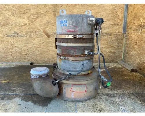 DPF (Diesel Particulate Filter) Volvo VNL Complete Recycling Group LLC