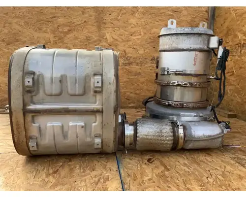 DPF (Diesel Particulate Filter) Volvo VNL Complete Recycling Group LLC