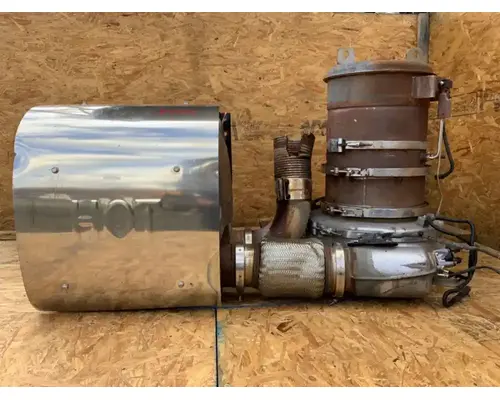 DPF (Diesel Particulate Filter) Volvo VNL Complete Recycling Group LLC