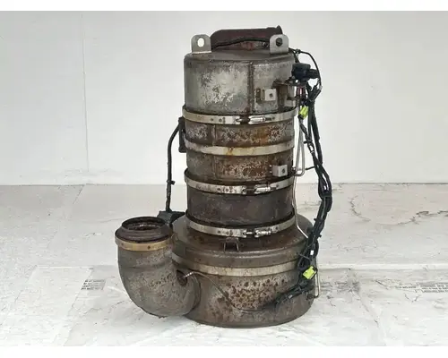 DPF (Diesel Particulate Filter) Volvo VNL Complete Recycling Group LLC