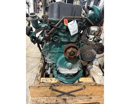 Engine Assembly VOLVO VNL K &amp; R Truck Sales, Inc.