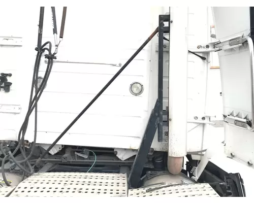EGR Bracket Volvo VNL Vander Haags Inc Cb