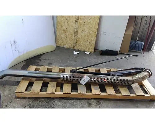 Exhaust Pipe VOLVO VNL LKQ Western Truck Parts