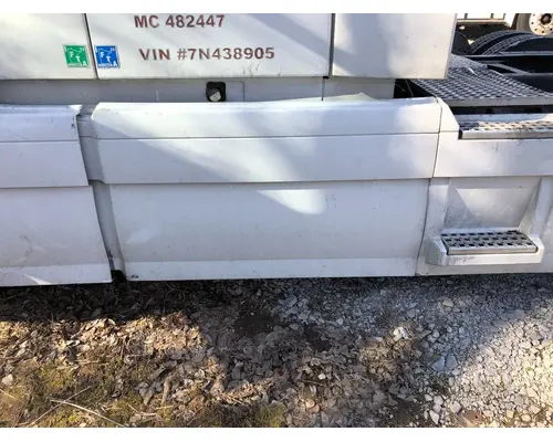 Side Fairing Volvo VNL Vander Haags Inc Dm