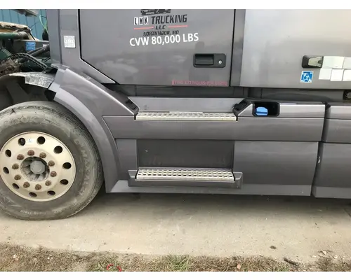 Side Fairing Volvo VNL Vander Haags Inc Kc