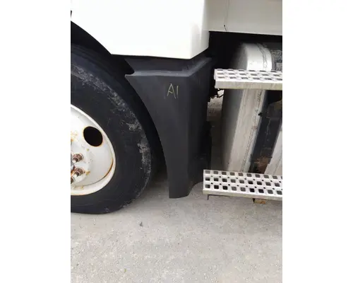 Fender Extension VOLVO VNL LKQ Thompson Motors - Wykoff