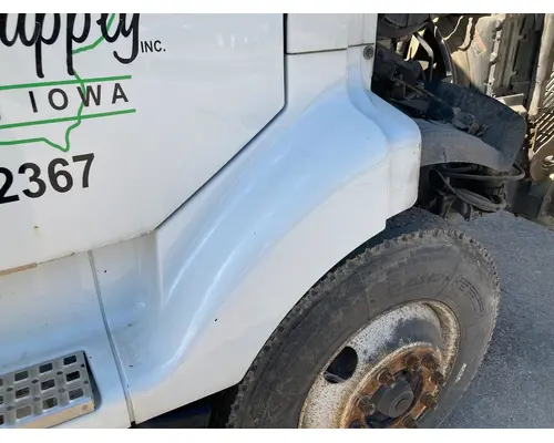 Fender Volvo VNL Vander Haags Inc Dm