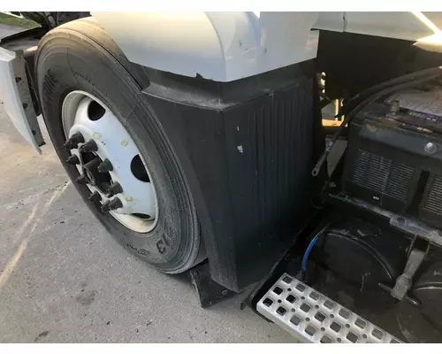 Fender Volvo VNL Vander Haags Inc Kc