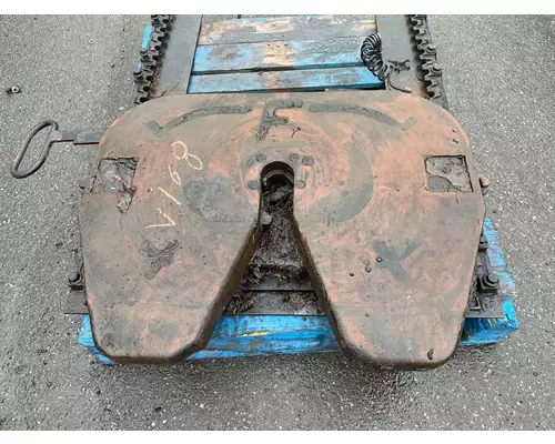 Fifth Wheel VOLVO VNL Payless Truck Parts