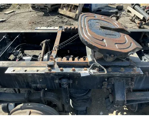 Fifth Wheel VOLVO VNL Geco - Fresno