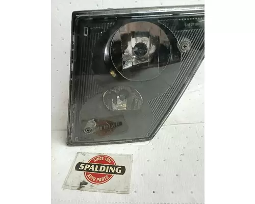 Front Lamp (Turn Signal) Volvo VNL Spalding Auto Parts