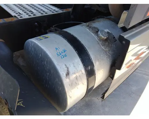 Fuel Tank VOLVO VNL LKQ Thompson Motors - Wykoff