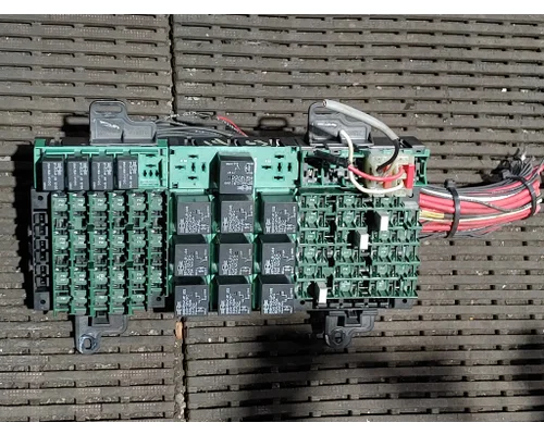 Fuse Box VOLVO VNL Truck Salvage International Inc