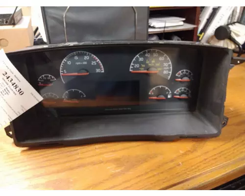 Instrument Cluster VOLVO VNL LKQ KC Truck Parts - Inland Empire