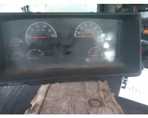 Instrument Cluster VOLVO VNL LKQ Western Truck Parts