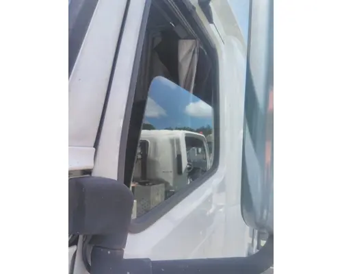 Door Glass, Front VOLVO VNL LKQ Evans Heavy Truck Parts