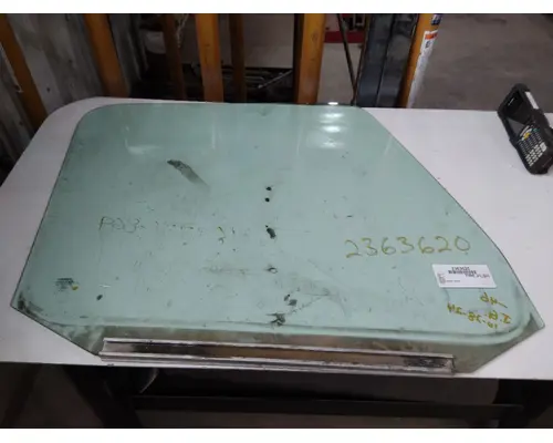 Door Glass, Front VOLVO VNL LKQ Thompson Motors - Wykoff