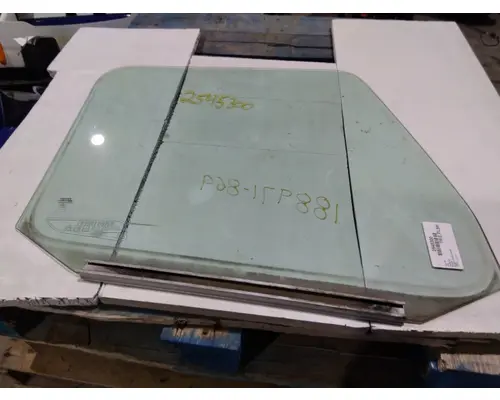 Door Glass, Front VOLVO VNL LKQ Thompson Motors - Wykoff
