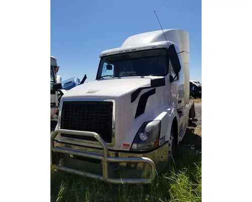 Grille Volvo VNL Holst Truck Parts