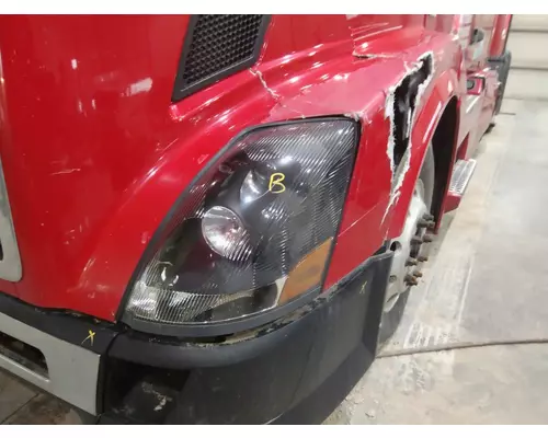 Headlamp Assembly VOLVO VNL LKQ Thompson Motors - Wykoff