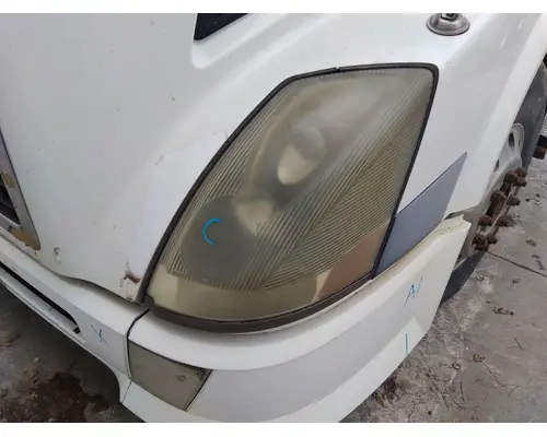 Headlamp Assembly VOLVO VNL LKQ Thompson Motors - Wykoff