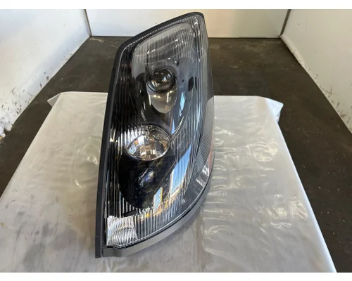Headlamp Assembly VOLVO VNL Housby