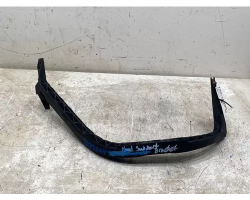 Hood Hinge VOLVO VNL Frontier Truck Parts