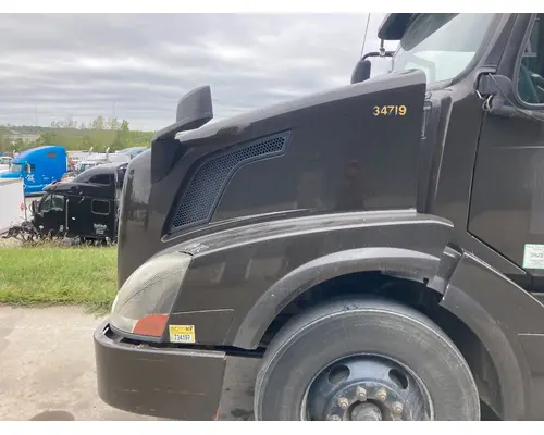 Hood Volvo VNL Vander Haags Inc Kc