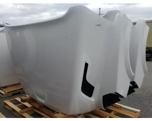 Hood VOLVO VNL High Mountain Horsepower