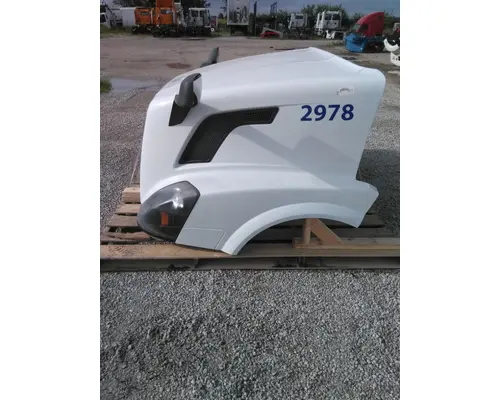 Hood VOLVO VNL LKQ Geiger Truck Parts