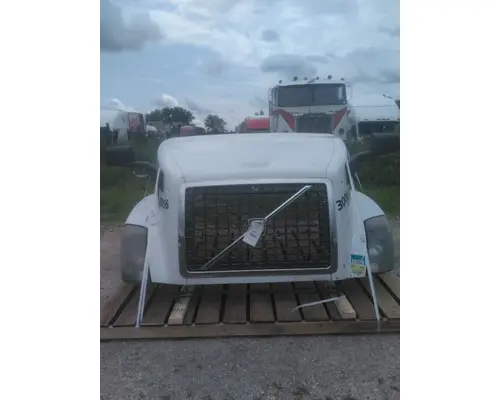 Hood VOLVO VNL LKQ Geiger Truck Parts