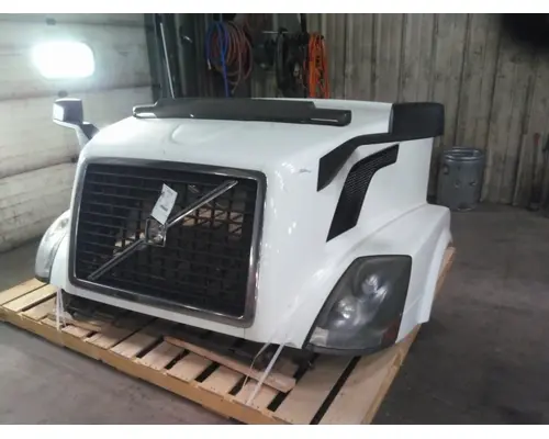 Hood VOLVO VNL LKQ Geiger Truck Parts