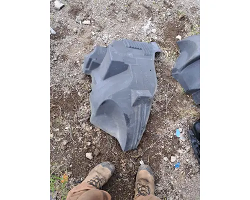 Inner Fender VOLVO VNL Truck Salvage International Inc