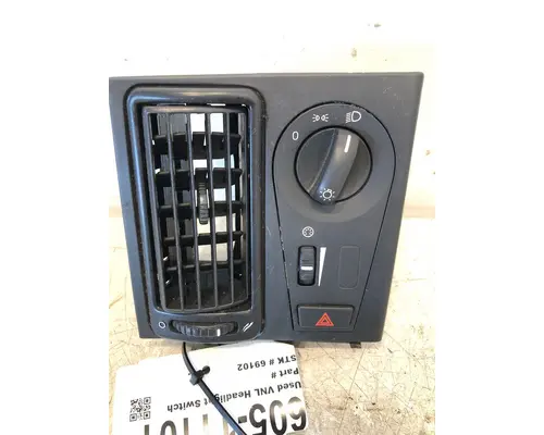Instrument Cluster VOLVO VNL Frontier Truck Parts