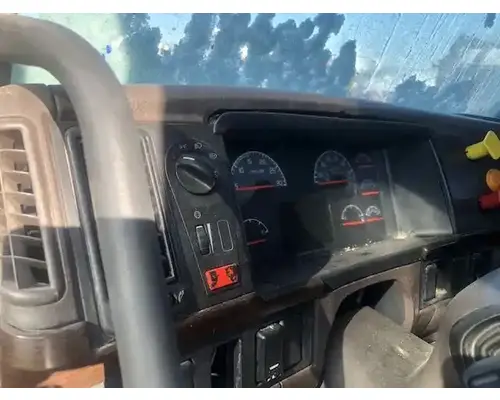 Instrument Cluster Volvo VNL Holst Truck Parts